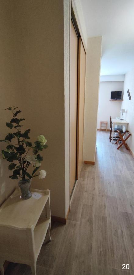 Le Manoir Hotel Mornas Kültér fotó