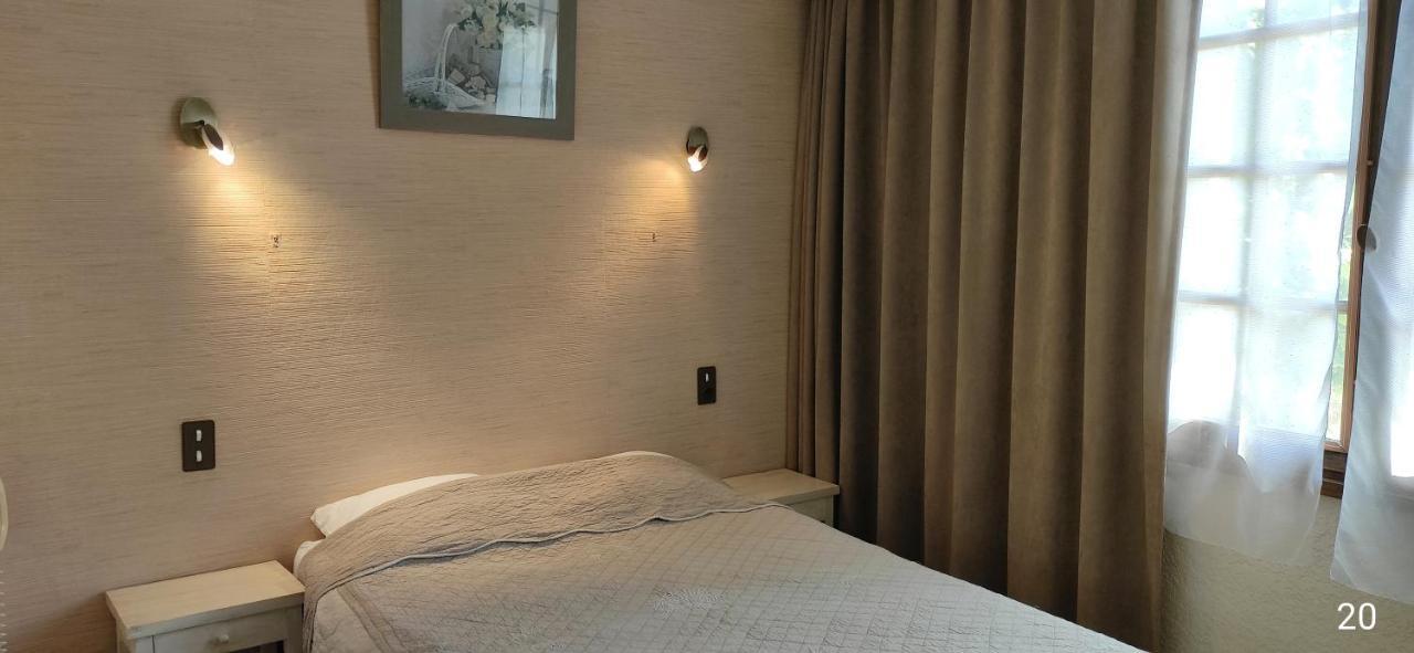 Le Manoir Hotel Mornas Kültér fotó